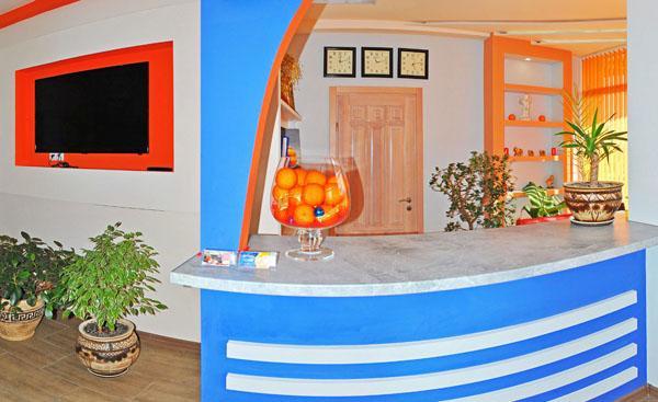 Hôtel Komplex Apelsin à Youjne Extérieur photo